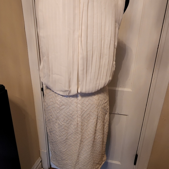 Dress - Picture 6 of 6